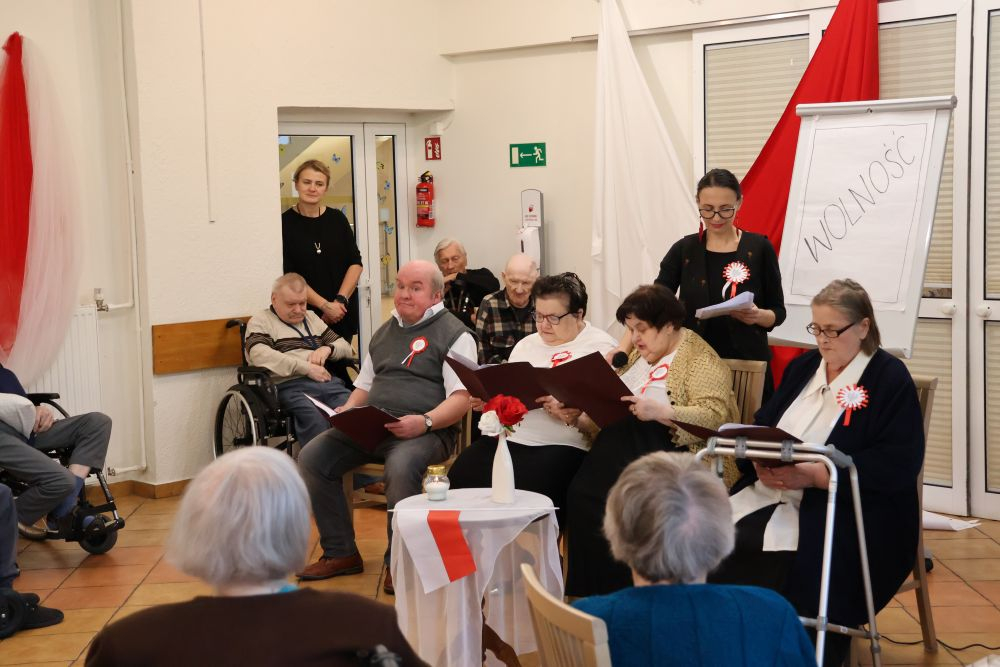 Mieszkańcy na scenie